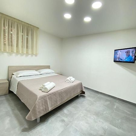 The Gate Apartment Naples Exterior photo